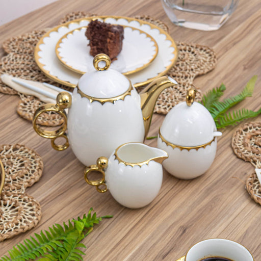 Xícara de Chá Porcelana Egg Branco com Dourado 250ml